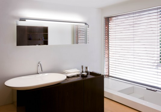 Consejos para decorar con luces (V). Iluminación por estancias: Baño